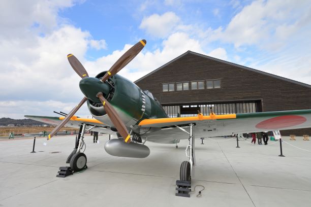 鶉野飛行場跡 | 観光コンテンツ | 【公式】兵庫県情報サイト『たびたび×HyoGo!』